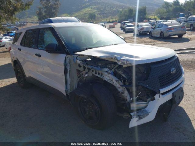  Salvage Ford Police Interceptor Utilit