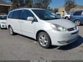  Salvage Toyota Sienna