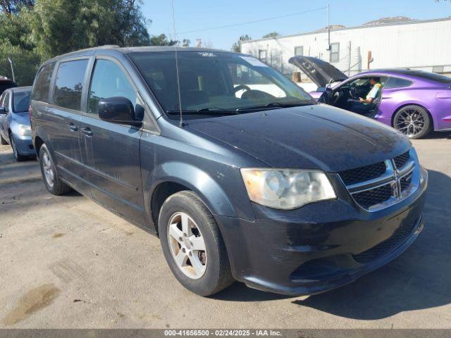  Salvage Dodge Grand Caravan