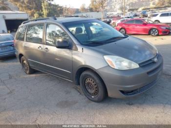  Salvage Toyota Sienna