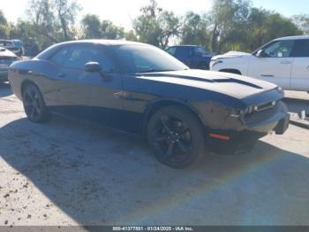  Salvage Dodge Challenger