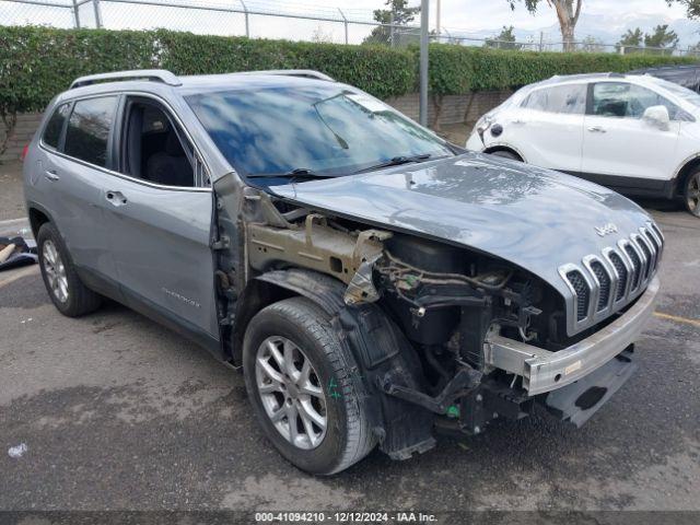  Salvage Jeep Cherokee