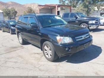  Salvage Toyota Highlander