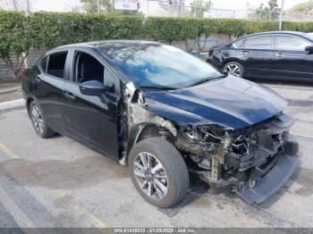  Salvage Nissan Versa