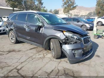  Salvage Kia Sorento