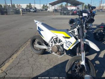  Salvage Husqvarna Supermoto 701