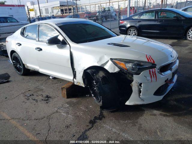  Salvage Kia Stinger