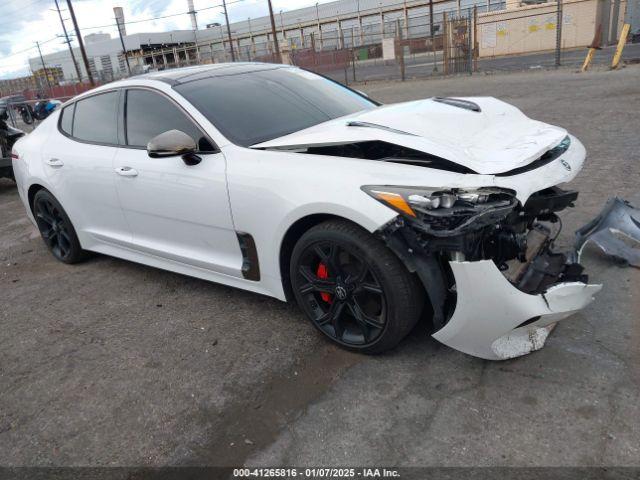  Salvage Kia Stinger