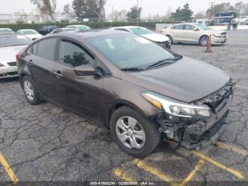  Salvage Kia Forte