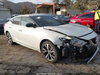  Salvage Nissan Maxima