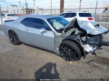  Salvage Dodge Challenger