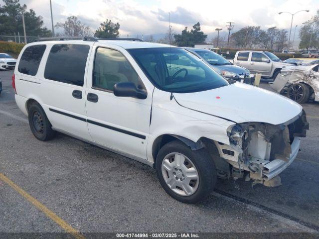  Salvage Chevrolet Uplander