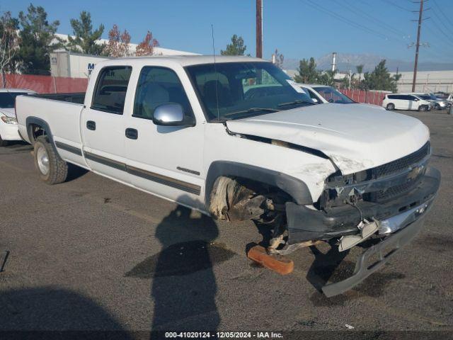  Salvage Chevrolet Silverado 2500