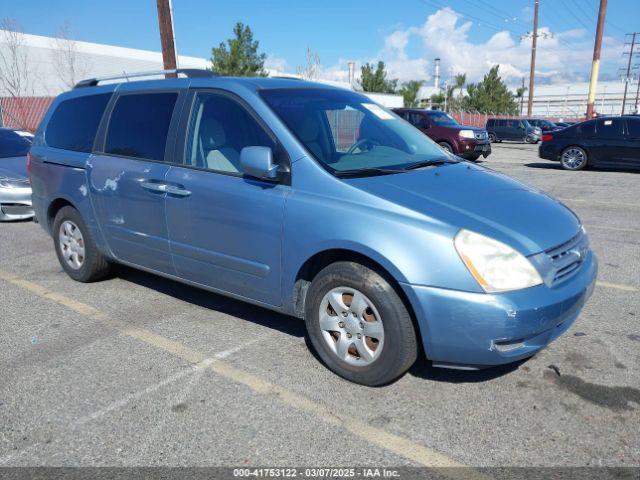  Salvage Kia Sedona