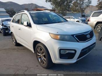  Salvage Kia Sorento