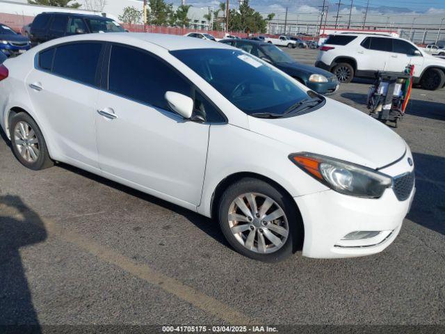  Salvage Kia Forte