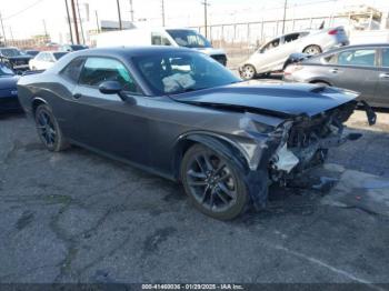  Salvage Dodge Challenger