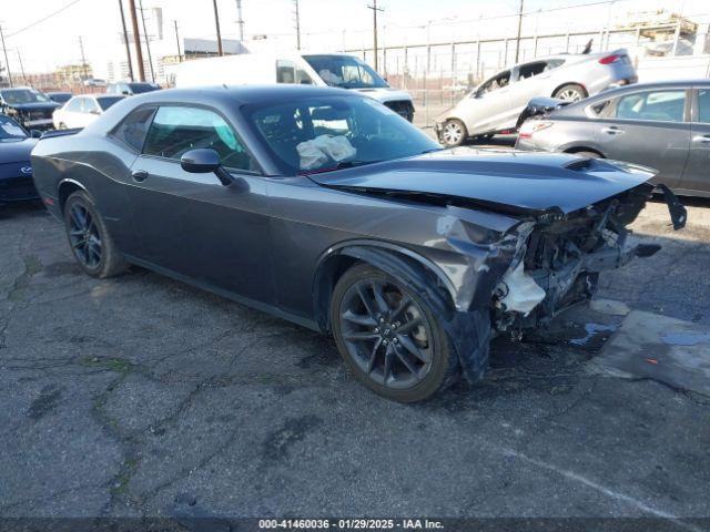  Salvage Dodge Challenger