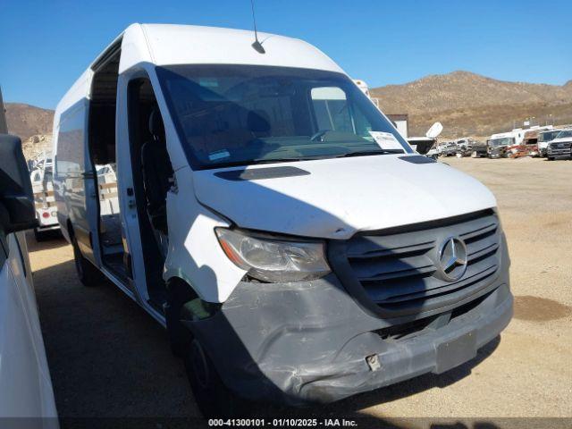  Salvage Mercedes-Benz Sprinter 3500xd