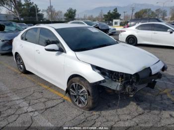  Salvage Kia Forte