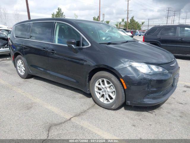  Salvage Chrysler Voyager