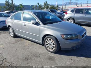  Salvage Volvo S40