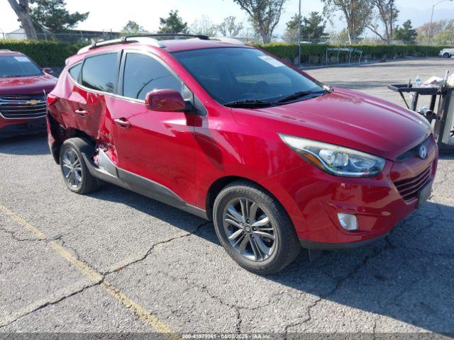  Salvage Hyundai TUCSON