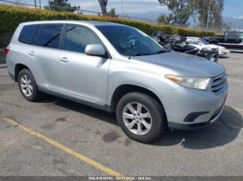  Salvage Toyota Highlander