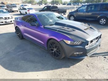  Salvage Ford Mustang