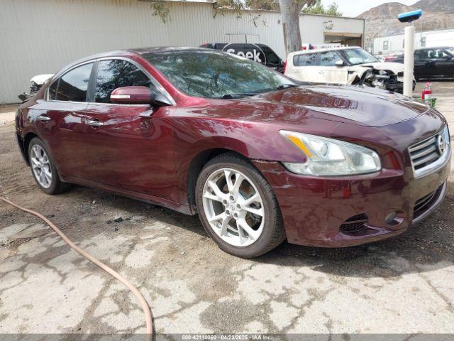  Salvage Nissan Maxima
