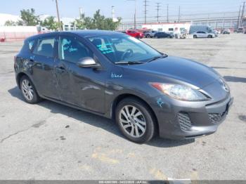  Salvage Mazda Mazda3