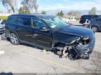  Salvage Jeep Grand Cherokee