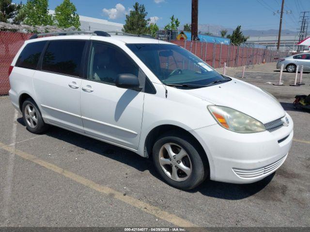  Salvage Toyota Sienna