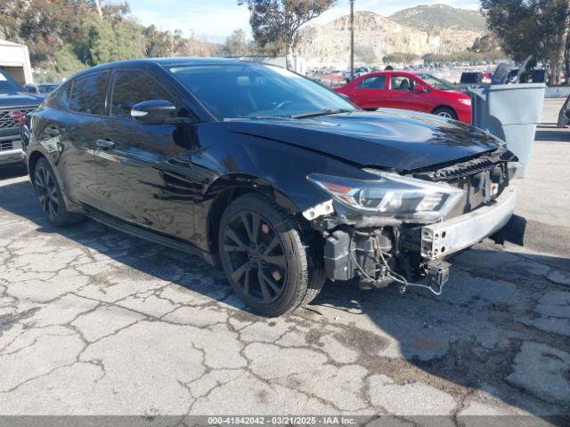  Salvage Nissan Maxima