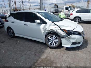  Salvage Nissan LEAF