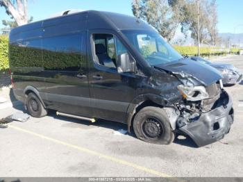  Salvage Mercedes-Benz Sprinter 2500