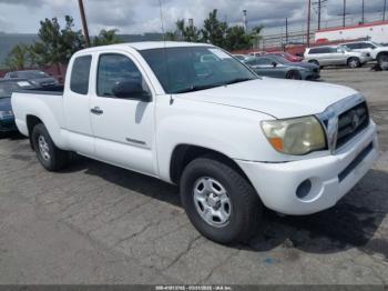  Salvage Toyota Tacoma