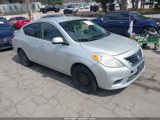  Salvage Nissan Versa