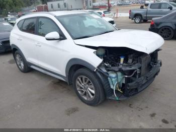  Salvage Hyundai TUCSON