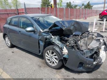  Salvage Mazda Mazda3