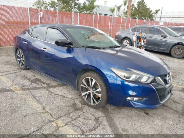  Salvage Nissan Maxima