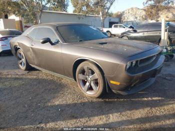  Salvage Dodge Challenger