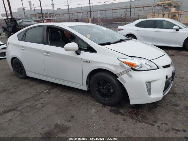  Salvage Toyota Prius