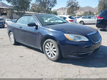  Salvage Chrysler 200