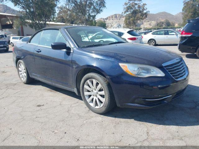  Salvage Chrysler 200