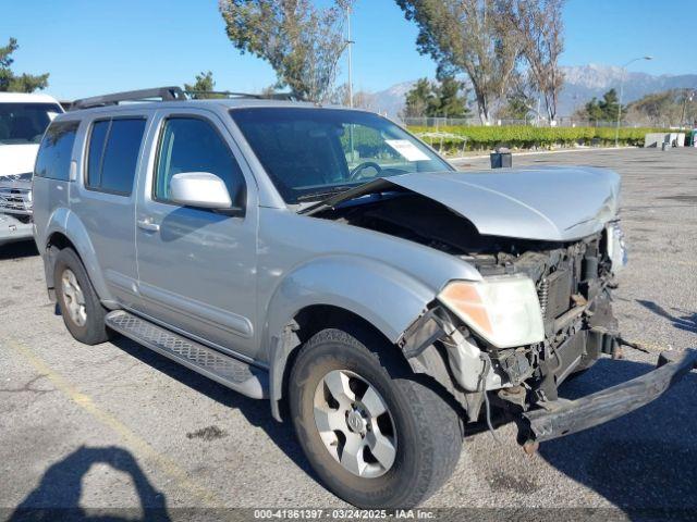  Salvage Nissan Pathfinder