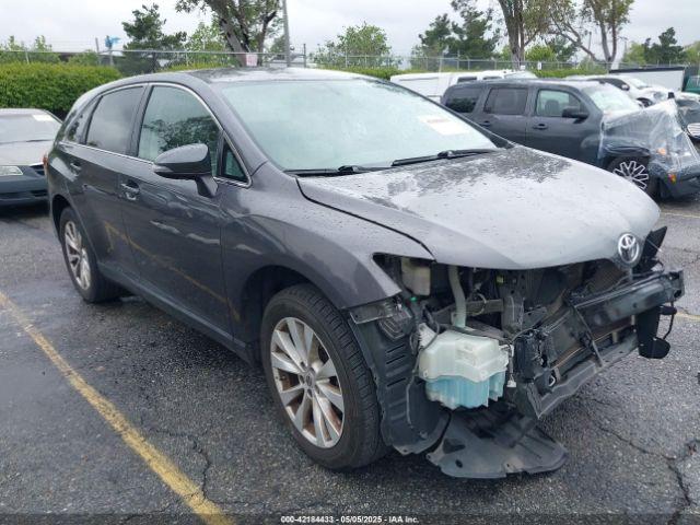  Salvage Toyota Venza