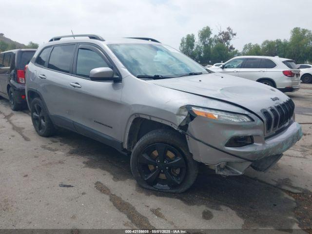  Salvage Jeep Cherokee