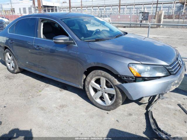  Salvage Volkswagen Passat