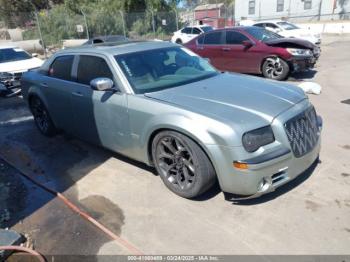  Salvage Chrysler 300c